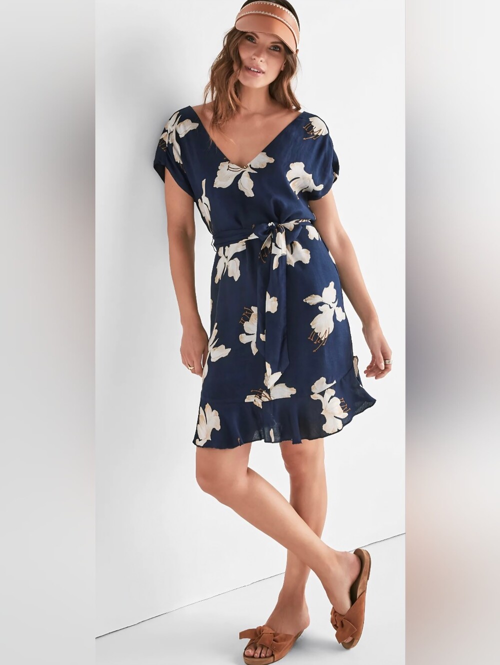 Lucky Brand Women's Navy Floral V-Neck Mini Dress - Size M